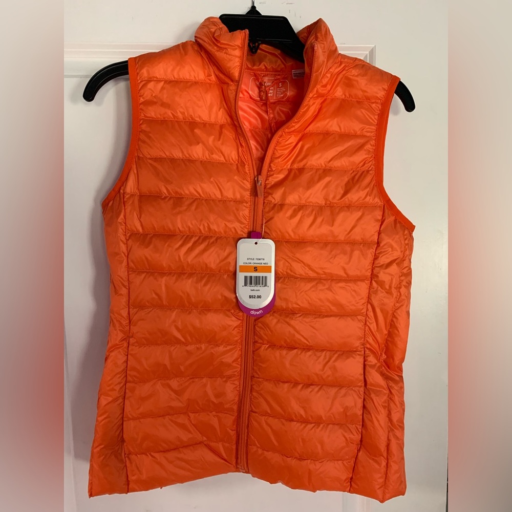 Small down vest!